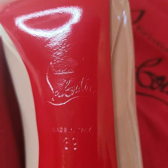 Christian Louboutin Pigalle Plato 100 Nude Patent Pump - Picture 8 of 9